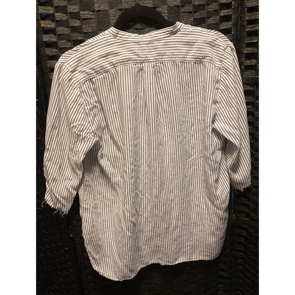 GAP XL tunic blouse with buttons & frayed 3/4 sleeves - Picture 6 of 6